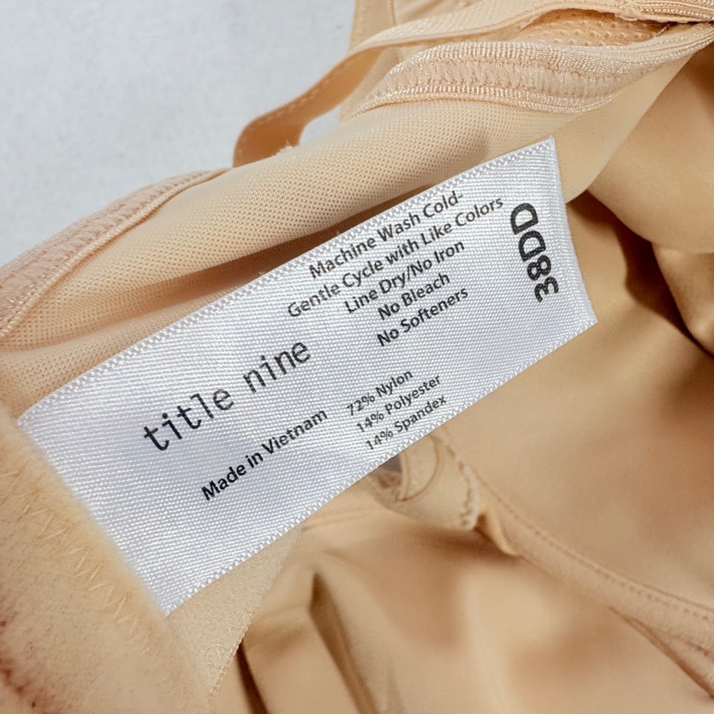 Title Nine Underwire Bra Womens 38DD Beige Mesh No Pads Support Comfort Nude - Picture 6 of 6